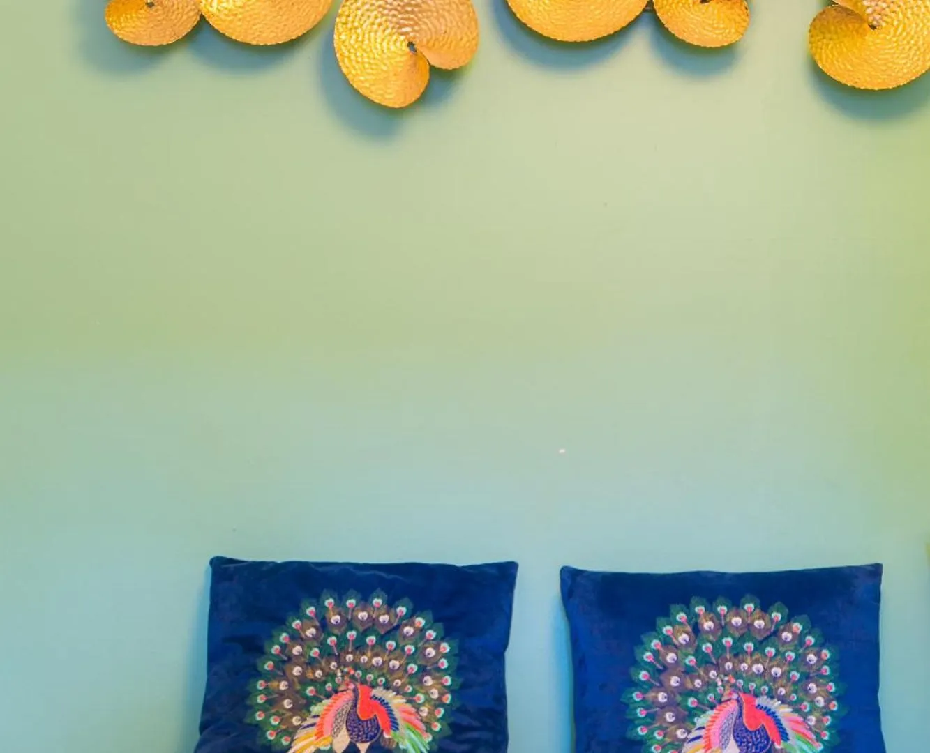 Spacious, Bright And Newly Renovated 2 Bedroom Apartment, Lisbon Historical Center, Madragoa